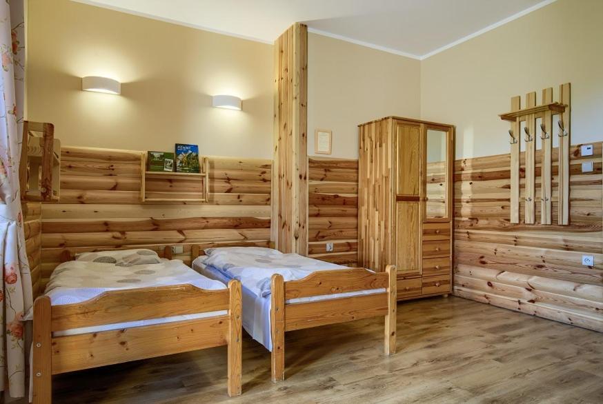 Schronisko Pttk Trzy Korony Panzió Sromowce Niżne Kültér fotó